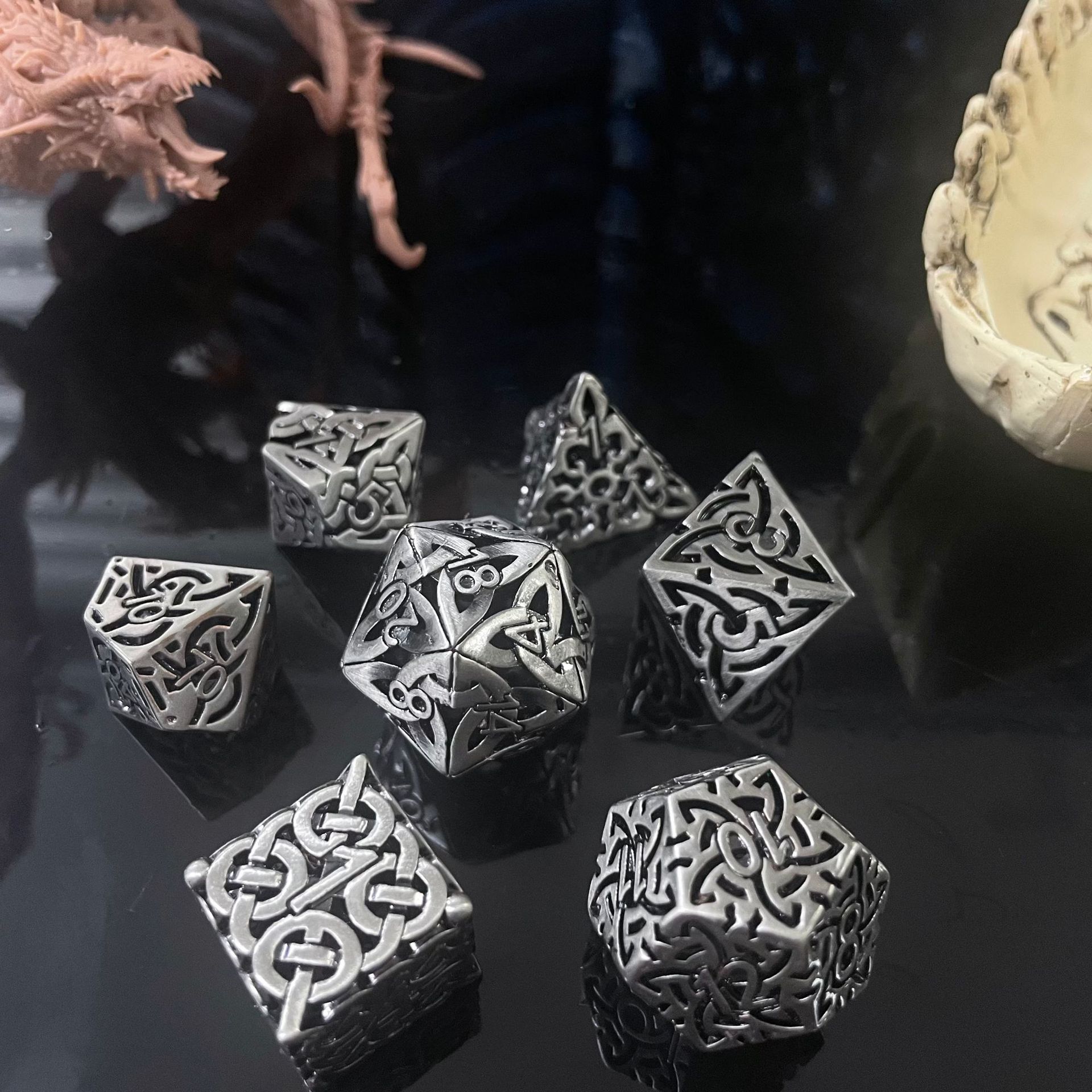 7 buah D4-D20 Cosplay DND kuni - Board Game Master ulasan dan harga